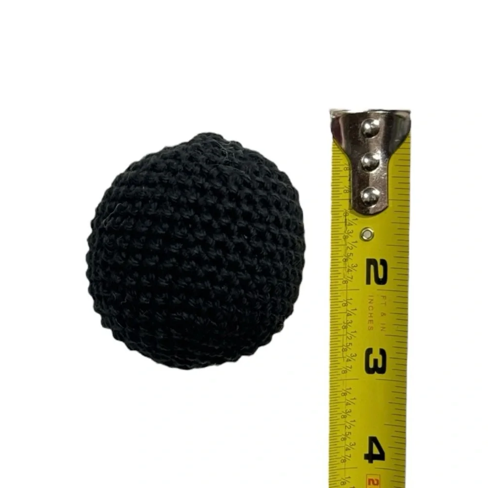 100% handmade crochet ball toy for cats with catnip inside! 100% cotton yarn toy